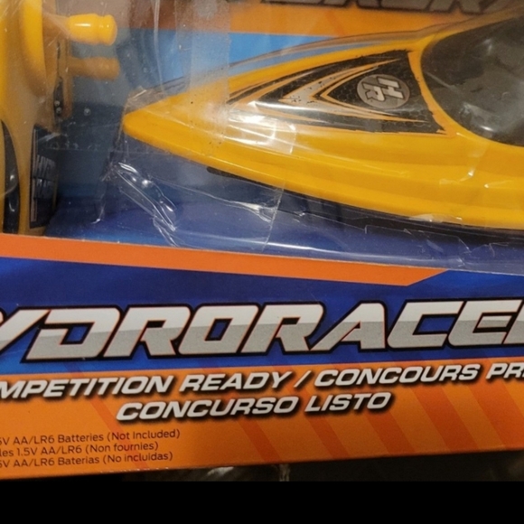 Hydro Racer boat - Picture 3 of 3